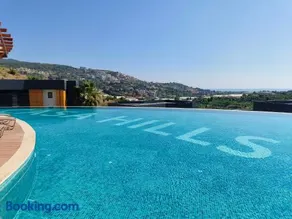 Casa Hills - Image 1