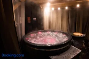 Nasza Baza wśród drzew prywatny dom z balią - jacuzzi Miedziana Góra Kielce świętokrzyskie - Image 2