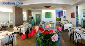 Hotel Sorriso - molto più di una stella - Image 3