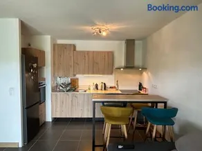 Appartement au calme à 10min des plages avec Rez de Jardin et Terrasse - Image 3
