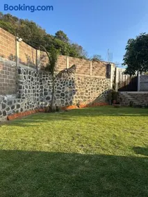 Casa Palmer, con gran jardín - Image 2