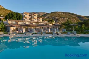 Pacifae Hotel - Image 1