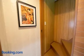 Dotonboriすぐ-4名最適-和モダンデザインの快適空間-The Cozy Corner - Image 2