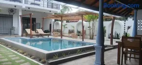 SriMany - Image 2
