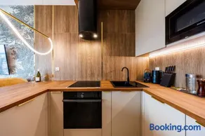 OLSZYNKI PARK- SkyV Luxury Premium Apartment with View, City Centre by StayNest - Image 5