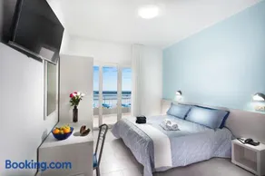 Hotel Platinum - Image 1