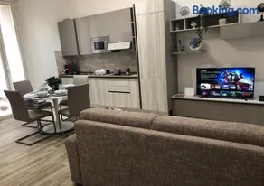 Central Lepetit apartment De Luxe - Image 3