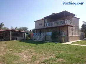 Apartments in a villa by the beautiful sea bay(2) - Image 1