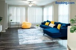 Cozy 1,100sf apartment in the heart of Legacy - Image 2