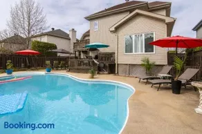 Villa proche de Montréal - Piscine - 4 ch - 10 pers - Image 3