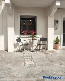 Loula's Mansion - Image 2