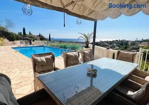 Ferienhaus Lei Sambro, familienfreundlich, Pool und toller Meerblick, ruhig gelegen by Riviera HomeLife - Image 2