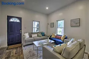 Dunes Home 3 Bedroom I 2 Baths I 2 Living rooms - Image 5