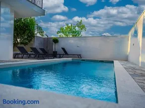 Dazlina Resort Apartments - Image 2
