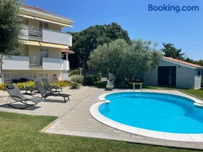 Sunny Apartments - Image 2