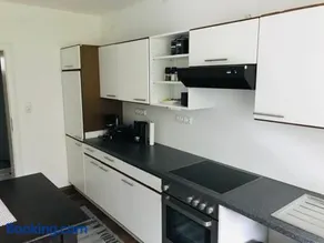 Ferienwohnung Jobst - Ruhig mit Blick ins Grüne - Image 2