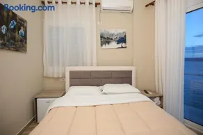 Blue Bay Residence - Image 3