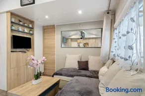 Casa móvil con jacuzzi, terraza y piscina climatizada - Image 3