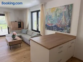 Aussichtsstraße - Wunderschön renoviertes Einfamilienhaus in See- und Stadtnähe - Image 5