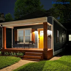 The Trifecta Across from Churchill Downs Derby-Inspired 2BR2BA - Image 1