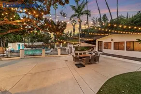Entire Private Home with Pool, Sauna, Gym, 3 Bed, Parking Yard, Ranch Style, 2 Bedroom 2 Bathrooms, Available Now - Image 2