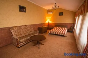 Magnat Lux Hotel - Image 2