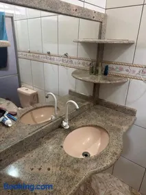 Casa com Quartos compartilhados - Image 4