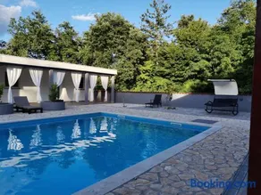 two studio apartmans whit big pool - Image 2