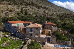 Stone house koumani - Image 1