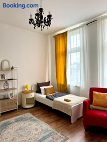 Modernes Apartment mit Altbau Flair nähe Messe Düsseldorf - Image 3