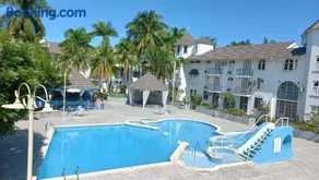 Beach One Bedroom 2 - Image 3