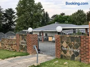 Anathi Hotel - Image 2