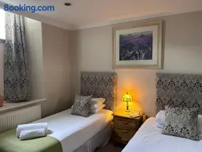 The Dolphin Hotel - Image 2