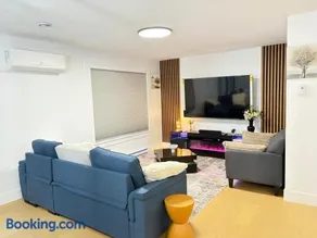 Full AC 3BR, 1 king Ensuite, 2 Queen, Sleeps 7 - Image 2