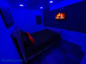bon jovi house - Image 3