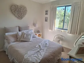 Helens Hideaway - Image 5