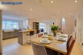5 Bed in Mevagissey oc-p00699 - Image 3