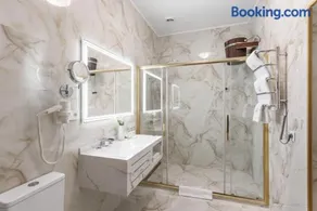 Mozart Hotel - Image 5