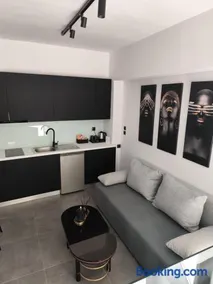 Studio Eleni - Image 2