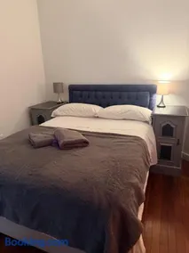 Tapestry Apartment - Image 4