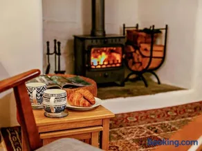 2 Bed in South Molton oc-55221 - Image 3