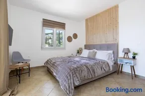 Askos Suites - Image 4