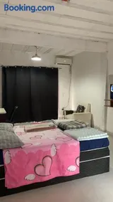 Casa ao lado da rodoviária com ar condicionado - Image 1