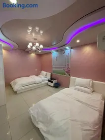 Deluxe Furnished Apartments - Image 4