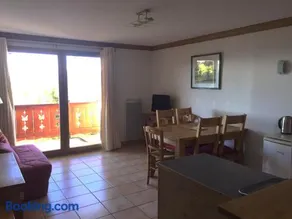 les 7 laux immobilier chalet B - Image 1