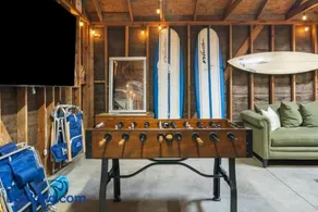 Surfers Dreams - 5min Drive to Beach with PoolTable - Image 5