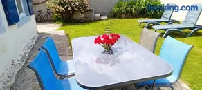 Maison de charme à Plougasnou avec jardin clôturé - Image 1