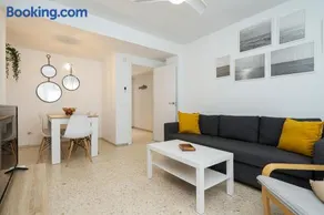 Cádiz Beach & Kids - free parking - sea views - Image 2