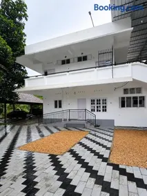 1BHK Stay with Kitchen & Parking - Image 3