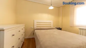 Cozy apartment in downtown Somo - Image 3